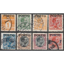 DK PO 01-08 Lot med stemplet sæt portomærker inkl. SF